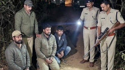 ప్రతీకాత్మక చిత్రం ప్రతీకాత్మక చిత్రం