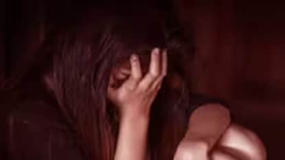 ప్రతీకాత్మక చిత్రం ప్రతీకాత్మక చిత్రం