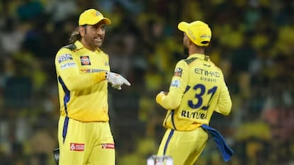 ధోని, రుతురాజ్ గైక్వాడ్ ధోని, రుతురాజ్ గైక్వాడ్