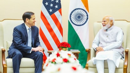 News18 News18