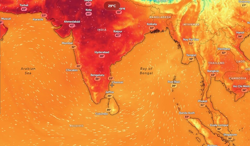  ఉష్ణోగ్రతలు తెలంగాణలో మాగ్జిమం 39 డిగ్రీల సెల్సియస్ ఉంటాయి. ఏపీలో 39 నుంచి 41 డిగ్రీల సెల్సియస్ ఉంటాయి. రాయలసీమ పశ్చిమ ప్రాంతంలో ఎండ ఎక్కువగా ఉంటుంది. తేమ తెలంగాణలో 26 శాతం, ఏపీలో 34 శాతం ఉంటుంది. అందువల్ల ఏపీ, తెలంగాణ ప్రజలు ఇవాళ ఎండను తేలిగ్గా తీసుకోవద్దు. మేఘాలు ఉన్నా.. ఎండ కూడా ఉంటుంది. ముఖ్యంగా రాయలసీమలోని అనంతపురం, నంద్యాల, కర్నూలు, ప్రొద్దుటూరు, పులివెందుల, కడప, డోన్, గుంతకల్ ప్రాంతాల్లో ఎక్కువ వేడి ఉంటుంది.