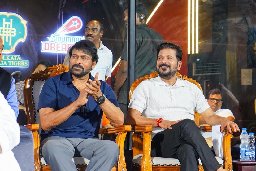  హైదరాబాద్ హీరోస్ జట్టు ఫైనల్‌లో క్లినికల్ ప్రదర్శనతో ముంబైని అధిగమించింది. మ్యాచ్ ప్రారంభంలో ముంబై బంతి నియంత్రణ సాధించినా, హైదరాబాద్ బలమైన డిఫెన్స్‌తో ఎదురుదాడులు చేసి ఆధిక్యం సాధించింది. ఫ్రాన్సిస్కో కాస్కుల్లోలా, తైతైఫోనో తావితాకు, శివమ్ శుక్లా, మాన్యుయెల్ మోరెనో, మారిస్ లాంగ్ వంటి ఆటగాళ్ల అద్భుత ప్రదర్శన హైదరాబాద్ విజయానికి కీలకమైంది. విరామ సమయానికి హైదరాబాద్ పూర్తి నియంత్రణలో ఉంది. రెండో హాఫ్‌లో కూడా డీగో అర్డావో, కెవిన్ వెకేసా, టెరియో తమాని గోల్స్‌తో ఆధిక్యాన్ని పెంచారు. ముంబై తరఫున ఇథన్ మెక్‌ఫార్లాండ్, జేమ్స్ టర్నర్, సుకుమార్ హెంబ్రోమ్ కొన్ని పాయింట్లు సాధించినా ఓటమి తప్పలేదు.