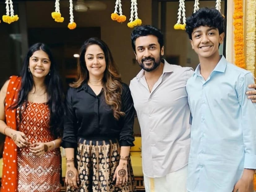 సూర్య షూటింగ్లతో బిజీగా ఉన్నప్పటికీ ప్రతి నెలా కుటుంబంతో గడపడానికి ప్రత్యేకంగా సమయం కేటాయిస్తారని జ్యోతిక వెల్లడించారు. ముంబయి వీధి ఆహారం, కుటుంబ విహారయాత్రలు, సాధారణ షాపింగ్ తమకు ఎంతో ఇష్టమని చెప్పారు. ఇంటి గుమ్మం దాటిన తర్వాత తాము సెలబ్రిటీలు కాదని, సాధారణ దంపతుల్లా జీవిస్తామని జ్యోతిక పేర్కొన్నారు. నటన, కుటుంబం, వ్యక్తిగత విలువల మధ్య సమతుల్యతను కాపాడుకుంటూ ముందుకు సాగుతున్న జ్యోతిక, నేటి తరానికి ఆదర్శంగా నిలుస్తున్నారనే అభిప్రాయం సినీ వర్గాల్లో వ్యక్తమవుతోంది. సూర్య షూటింగ్లతో బిజీగా ఉన్నప్పటికీ ప్రతి నెలా కుటుంబంతో గడపడానికి ప్రత్యేకంగా సమయం కేటాయిస్తారని జ్యోతిక వెల్లడించారు. ముంబయి వీధి ఆహారం, కుటుంబ విహారయాత్రలు, సాధారణ షాపింగ్ తమకు ఎంతో ఇష్టమని చెప్పారు. ఇంటి గుమ్మం దాటిన తర్వాత తాము సెలబ్రిటీలు కాదని, సాధారణ దంపతుల్లా జీవిస్తామని జ్యోతిక పేర్కొన్నారు. నటన, కుటుంబం, వ్యక్తిగత విలువల మధ్య సమతుల్యతను కాపాడుకుంటూ ముందుకు సాగుతున్న జ్యోతిక, నేటి తరానికి ఆదర్శంగా నిలుస్తున్నారనే అభిప్రాయం సినీ వర్గాల్లో వ్యక్తమవుతోంది.