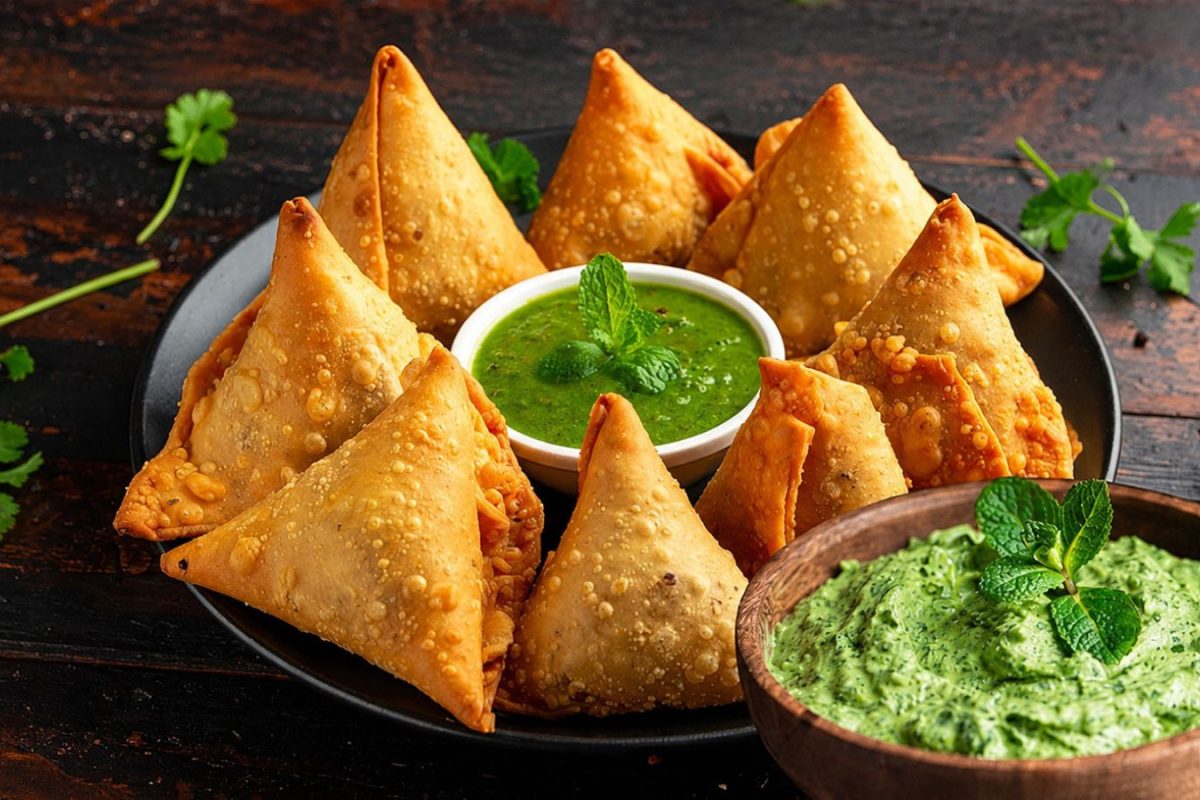 Green Chutney Recipe: కొత్తిమీర, పుదీనా చట్నీఎప్పటికీ నల్లగా మారొద్దంటే.. ఈ 3 వేస్తే రెస్టారెంట్‌ టేస్ట్, కలర్ వస్తుంది