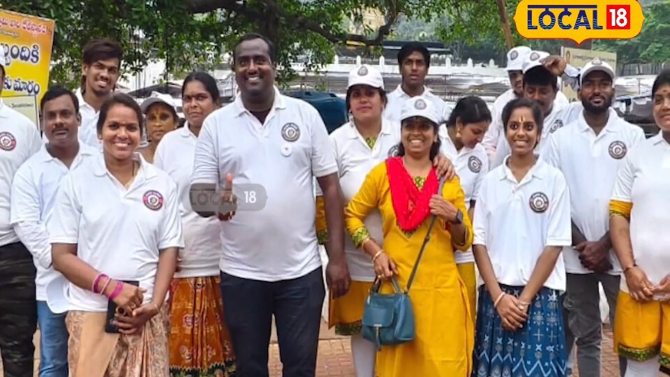 1400 అనాథ శవాలకు అంత్యక్రియలు.. 2500 యూనిట్ల రక్తదానం.. విశాఖ యువకుడి సేవకు సెల్యూట్..!