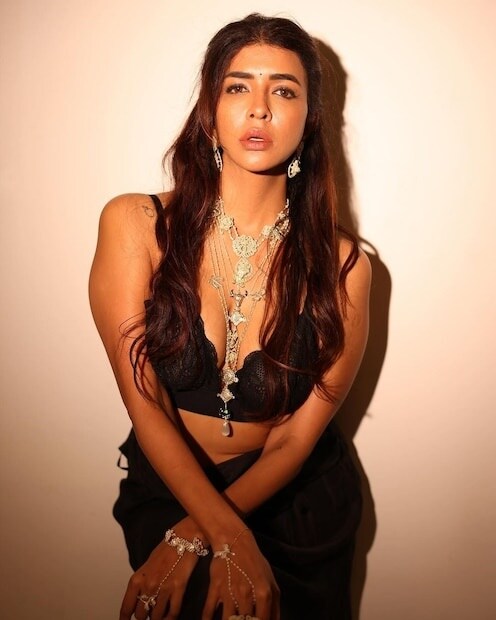 Manchu Lakshmi, Manchu Lakshmi Movies, Manchu Lakshmi Family, Manchu Lakshmi Husband, Manchu Lakshmi Husband Name, Manchu Lakshmi Husband Background, Srinivasan, andi Srinivasan, Manchu Mohan Babu, మంచు లక్ష్మీ, మంచు లక్ష్మీ ఫ్యామిలీ, మంచు లక్ష్మీ భర్త, టాలీవుడ్ న్యూస్, సినిమా వార్తలు,
Manchu Lakshmi, Manchu Lakshmi Movies, Manchu Lakshmi Family, Manchu Lakshmi Husband, Manchu Lakshmi Husband Name, Manchu Lakshmi Husband Background, Srinivasan, andi Srinivasan, Manchu Mohan Babu, మంచు లక్ష్మీ, మంచు లక్ష్మీ ఫ్యామిలీ, మంచు లక్ష్మీ భర్త, టాలీవుడ్ న్యూస్, సినిమా వార్తలు,