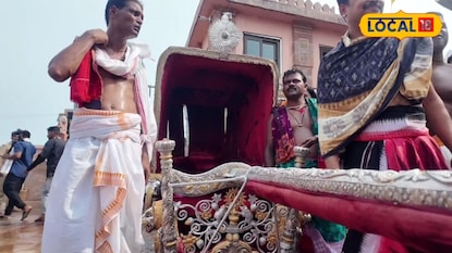 సత్వ, రజో, తమో గుణాలకు ప్రతీకగా.. రాజుగారి అరుదైన వాహనంలో దాగున్న దైవ రహస్యం! సత్వ, రజో, తమో గుణాలకు ప్రతీకగా.. రాజుగారి అరుదైన వాహనంలో దాగున్న దైవ రహస్యం!
