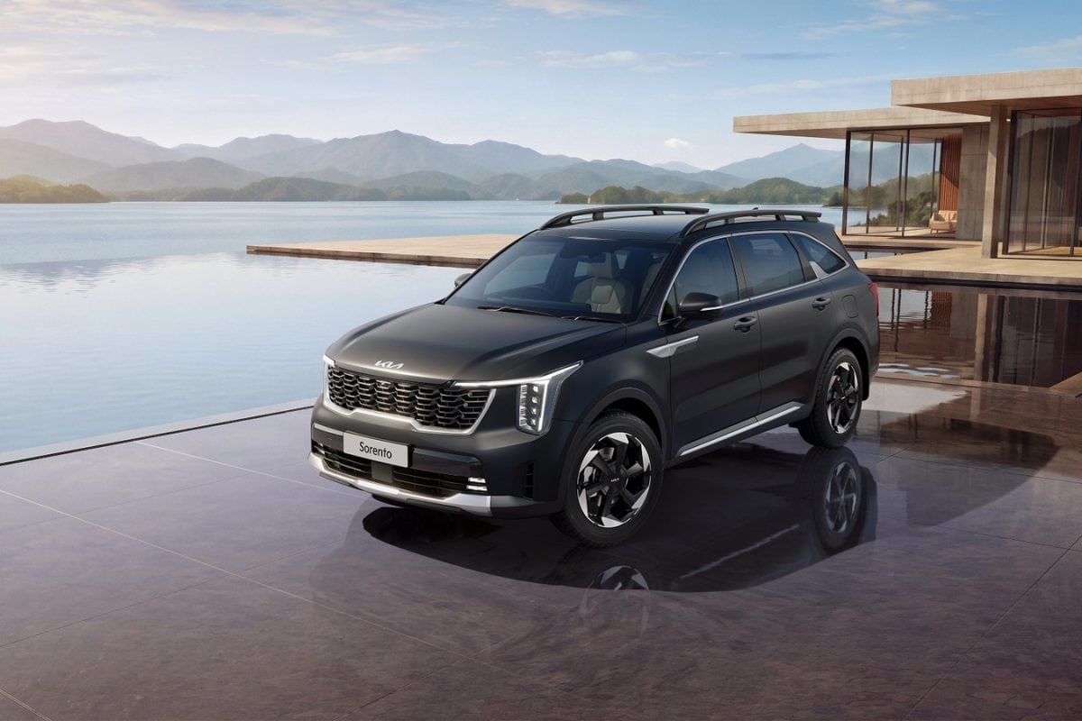 Kia Sorento: సెప్టెంబర్ 4న కియా సోరెంటో లాంఛ్... ఫోటోస్ రిలీజ్... ఏఐ ఫీచర్స్‌తో అదిరిపోయిన కార్