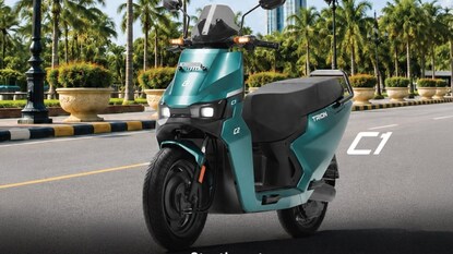 EV Scooter: లక్ష రూపాయలకే కొత్త ఎలక్ట్రిక్ స్కూటర్... 165 కిలోమీటర్ల రేంజ్... ఓలా, ఏథర్, టీవీఎస్ iQubeకి గట్టి పోటీ (image: E3 Electric)