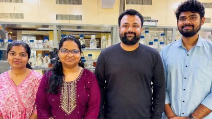 సీసీఎంబీ శాస్త్రవేత్తలు