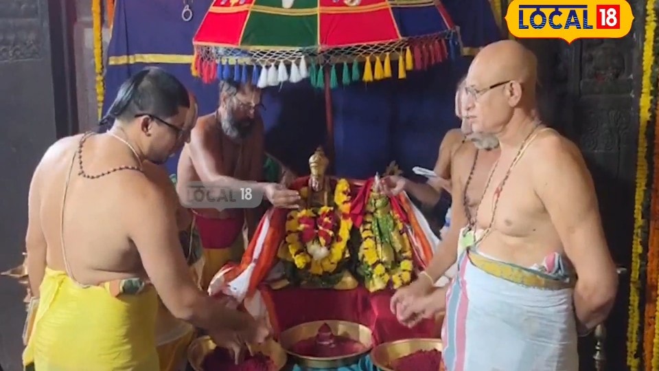 క్యూ కట్టిన వేలాది మంది మహిళలు.. అసలు కొండపైన ఏం జరిగిందో చూశారా?