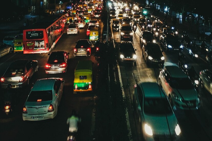 V2V communication system India, vehicle safety technology latest update, new traffic rules 2026 India, road safety features in cars, AIS-230 standard update, connected vehicles technology India, వాహనాల కొత్త నిబంధనలు 2026, కార్లలో కొత్త సేఫ్టీ ఫీచర్లు, వాహన ప్రమాదాలు తగ్గించే టెక్నాలజీ, కేంద్ర ప్రభుత్వం వాహన నియమాలు, ట్రాఫిక్ రూల్స్ మార్పులు, ఆర్టీఓ కొత్త నిబంధనలు