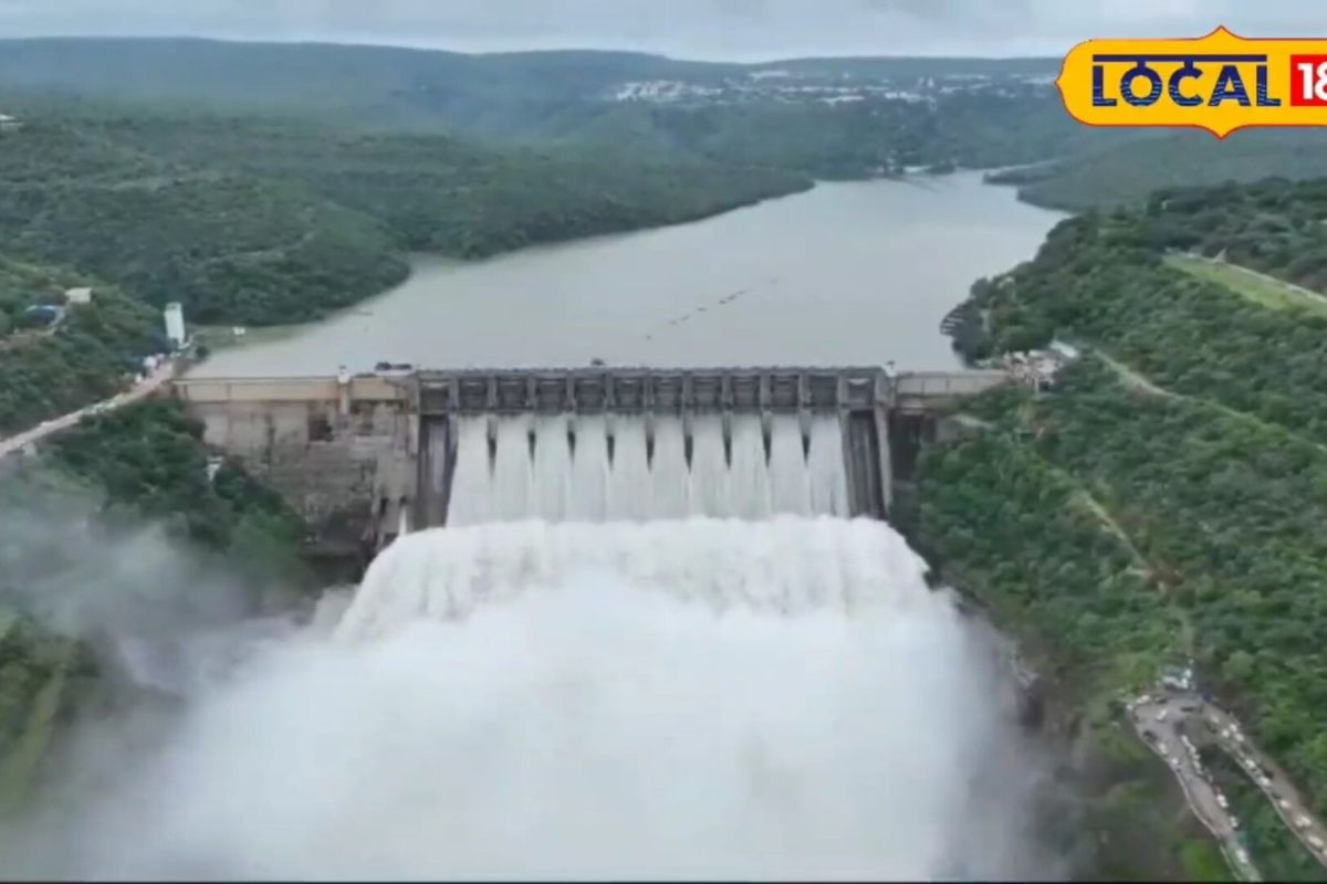 ఏపీ, తెలంగాణలో నిండు కుండల్లా ప్రాజెక్టులు.. కృష్ణమ్మ, గోదారమ్మకు జలకళ!