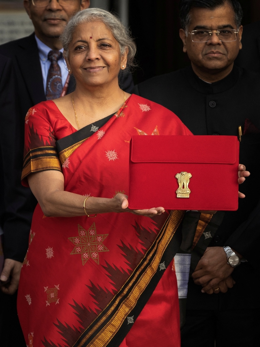 Budget 2023: FM reaches Parliament, speech begins