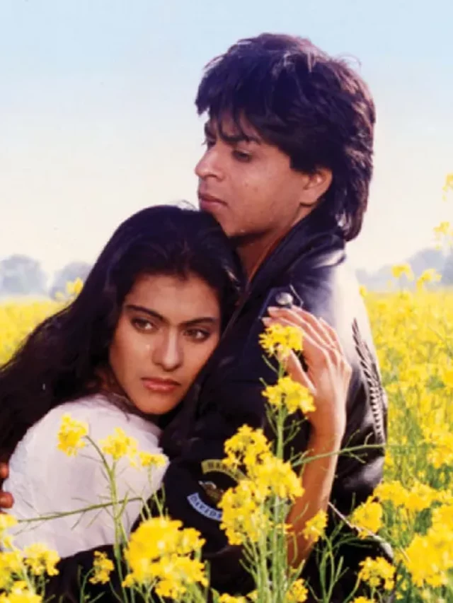 শাহরুখকে কী চুমু খাননি কাজল? যিশু-কাজল-চুমু!