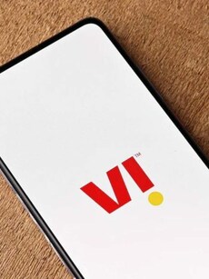 5 Vi prepaid plans with free JioHotstar Mobile subscription