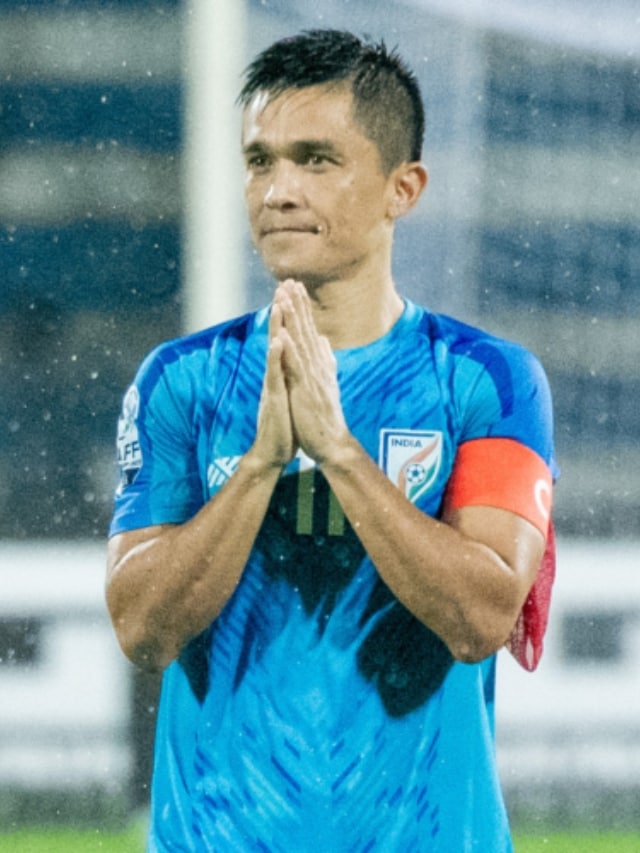 10 Motivational Quotes by Football Star Sunil Chhetri For Youngsters
