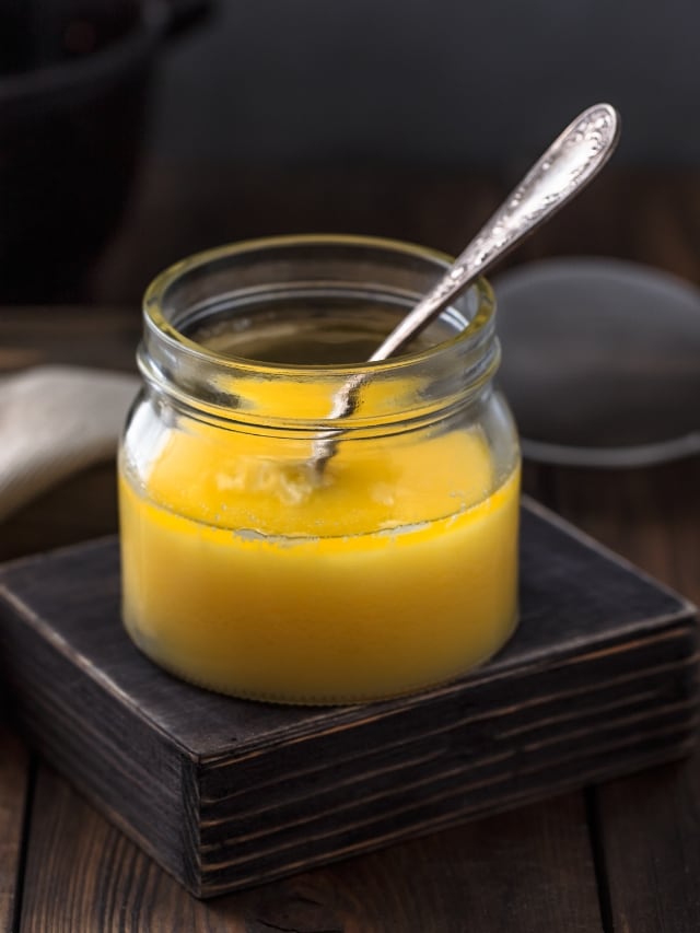 5 Ways To Use Ghee To Get Glowing Skin
