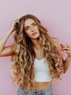 10 superfoods you should eat for healthy hair