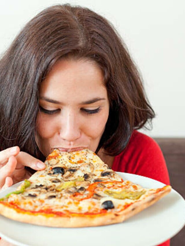 7 Types Of Foods To Avoid In Your 50s