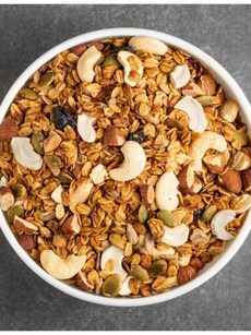 7 dry fruits rich in Vitamin B12