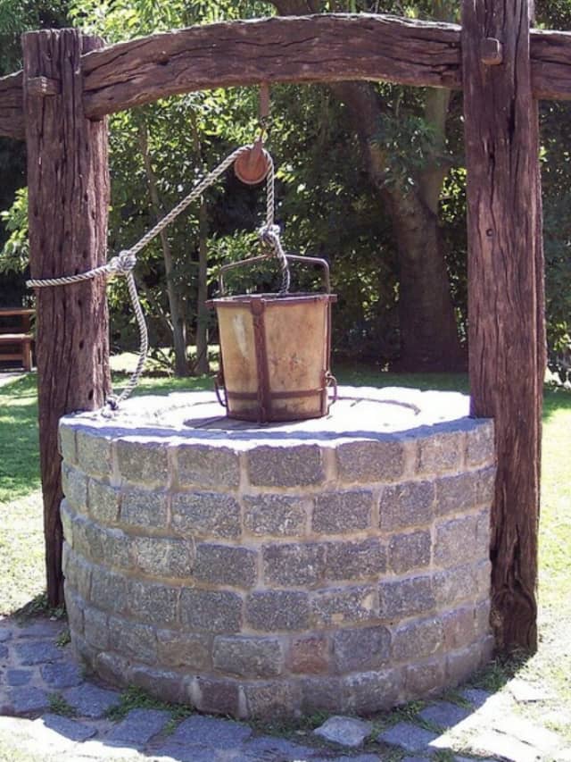 કૂવામાં જમીનની નીચે કેવી રીતે જોડવામાં આવે છે ઈંટ?