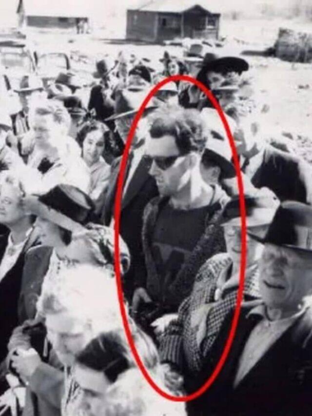 ટાઇમ ટ્રાવેલનો પુરાવો છે આ તસવીર!