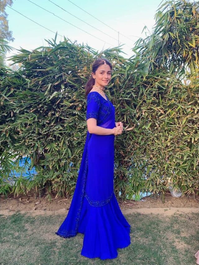 10 Celeb-Inspired Royal Blue Outfits For Navratri Day 4