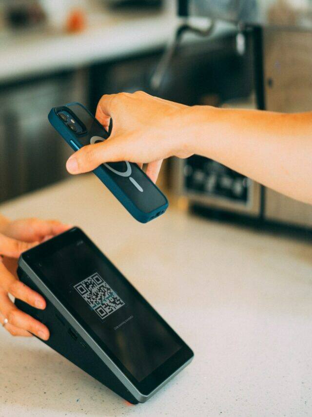 5 Tips To Avoid Falling For QR Code Scam