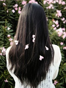 5 benefits of oiling hair daily