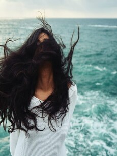 7 herbs that promote hair growth