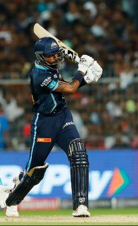 અનંત અંબાણી-રાધિકા મર્ચન્ટે કર્યું ટ્યુનિંગ, બ્લેક ડ્રેસમાં બંને ખૂબ જ દેખાયા સ્ટાઇલિશ