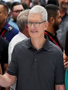 Apple clinches strong double-digit growth in India; CEO Tim Cook says incredibly exciting market