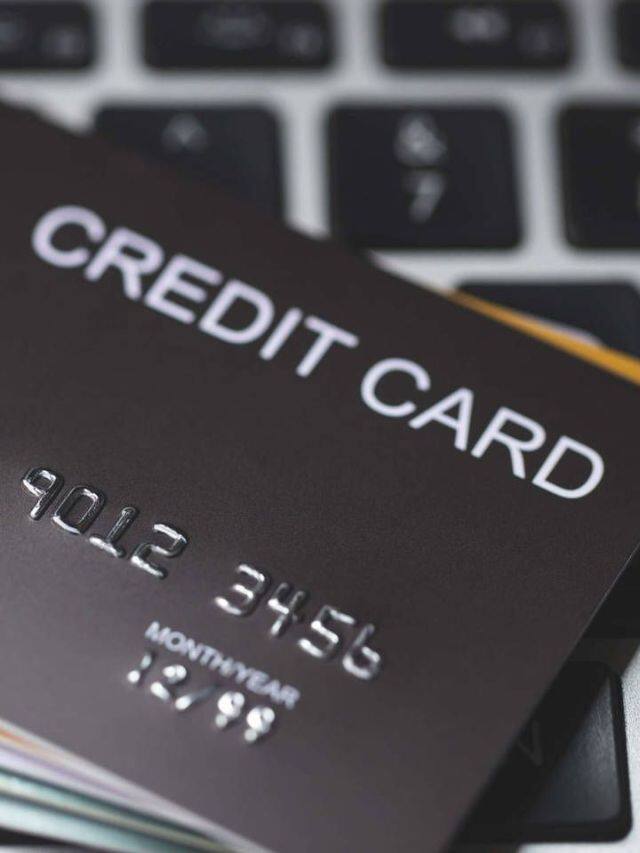 6 કારણોથી ખરાબ થાય છે ક્રેડિટ સ્કોર, નથી મળતુ ઉધાર