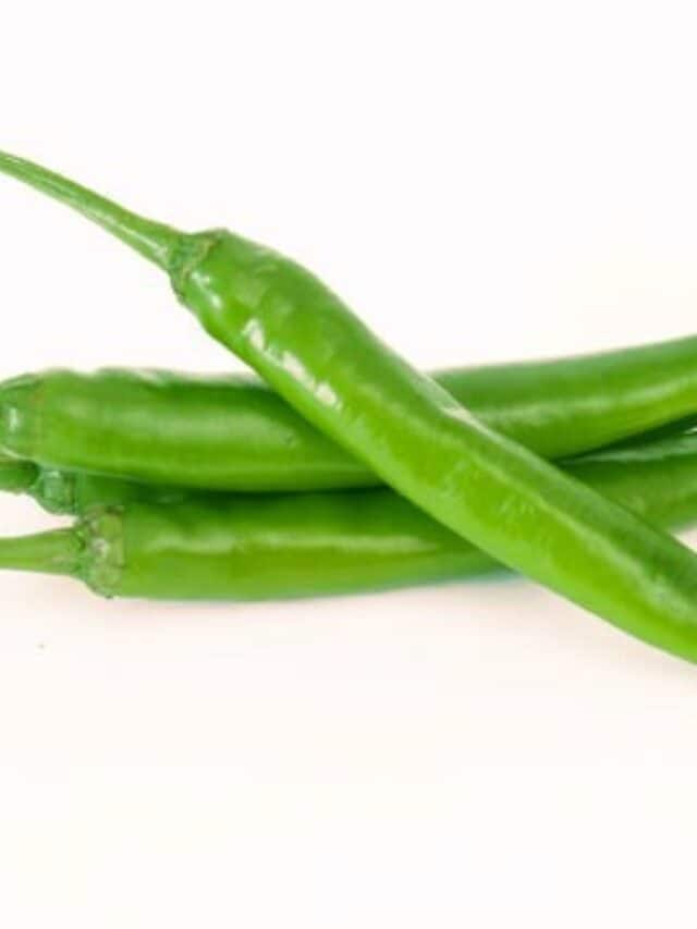 7 Benefits Of Consuming Green Chilies