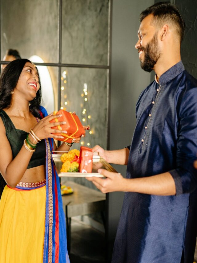10-unique-diwali-gift-ideas-for-family-and-friends