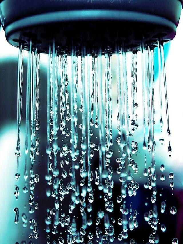 Health Tips: શિયાળામાં ઠંડા પાણીમાં ન્હાવાના છે અનેક લાભ