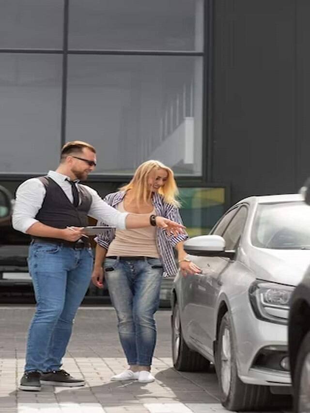 સેકન્ડ હેન્ડ કાર ખરીદતા લોકો વારંવાર આ 8 ભૂલો કરે છે, જાણો કેવી રીતે બચશો