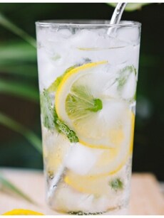 5 benefits of drinking lemon water