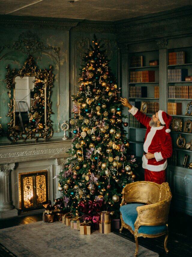 10 Best Christmas Villages And Towns In The World