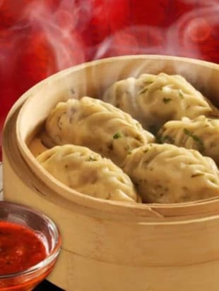 मशहूर है यहां लौकी के मोमो…स्वाद बना देगा दीवाना
