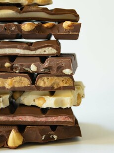 Dark chocolate vs milk chocolate:  Which is better?