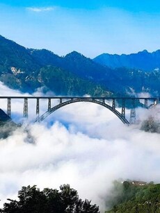 Chenab bridge: World&rsquo;s highest rail bridge hailed an &lsquo;engineering marvel&rsquo;