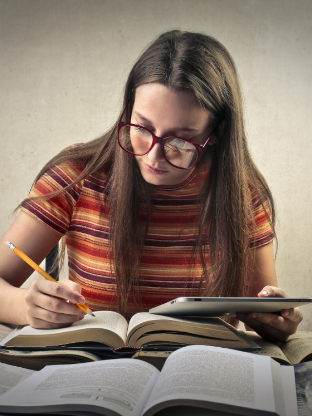 top-10-courses-in-demand-in-uk