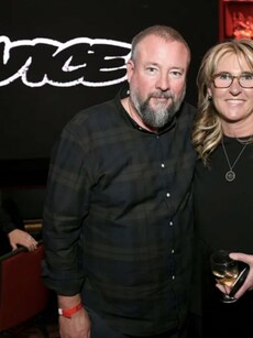 How did Vice, a highly valued new media darling, go bankrupt?