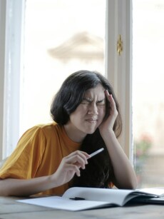 7 signs of Vitamin B12 deficiency