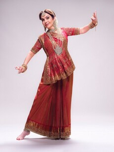 Nita Ambani&rsquo;s Vishwambhari Stuti Performance