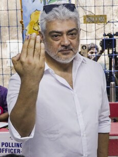 Chennai’s Voting Spectacle: Actors and Leaders Exercise Their Franchise