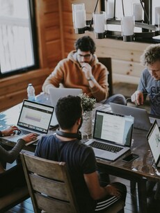 Top 10 US companies to work with in 2024, as per LinkedIn