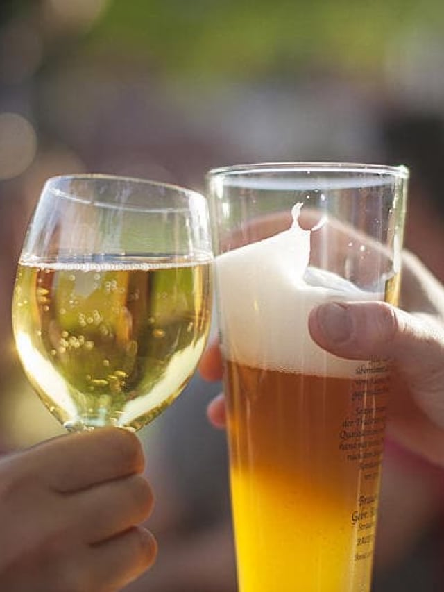 Beer vs Wine: Which Is Better?